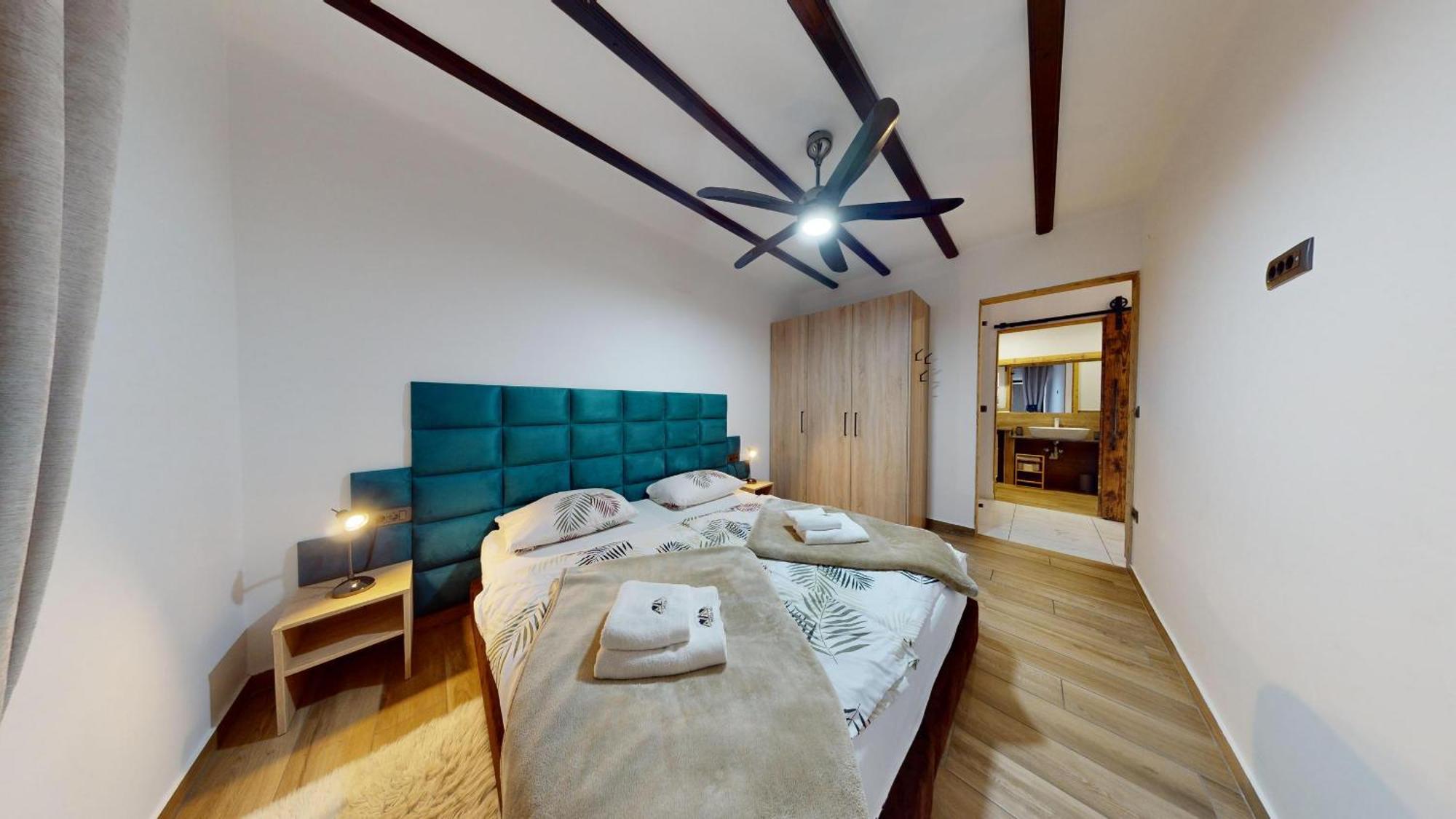 Resort Hisa Ida - Apartments With Hot Tub And Sauna Ivancna Gorica Стая снимка