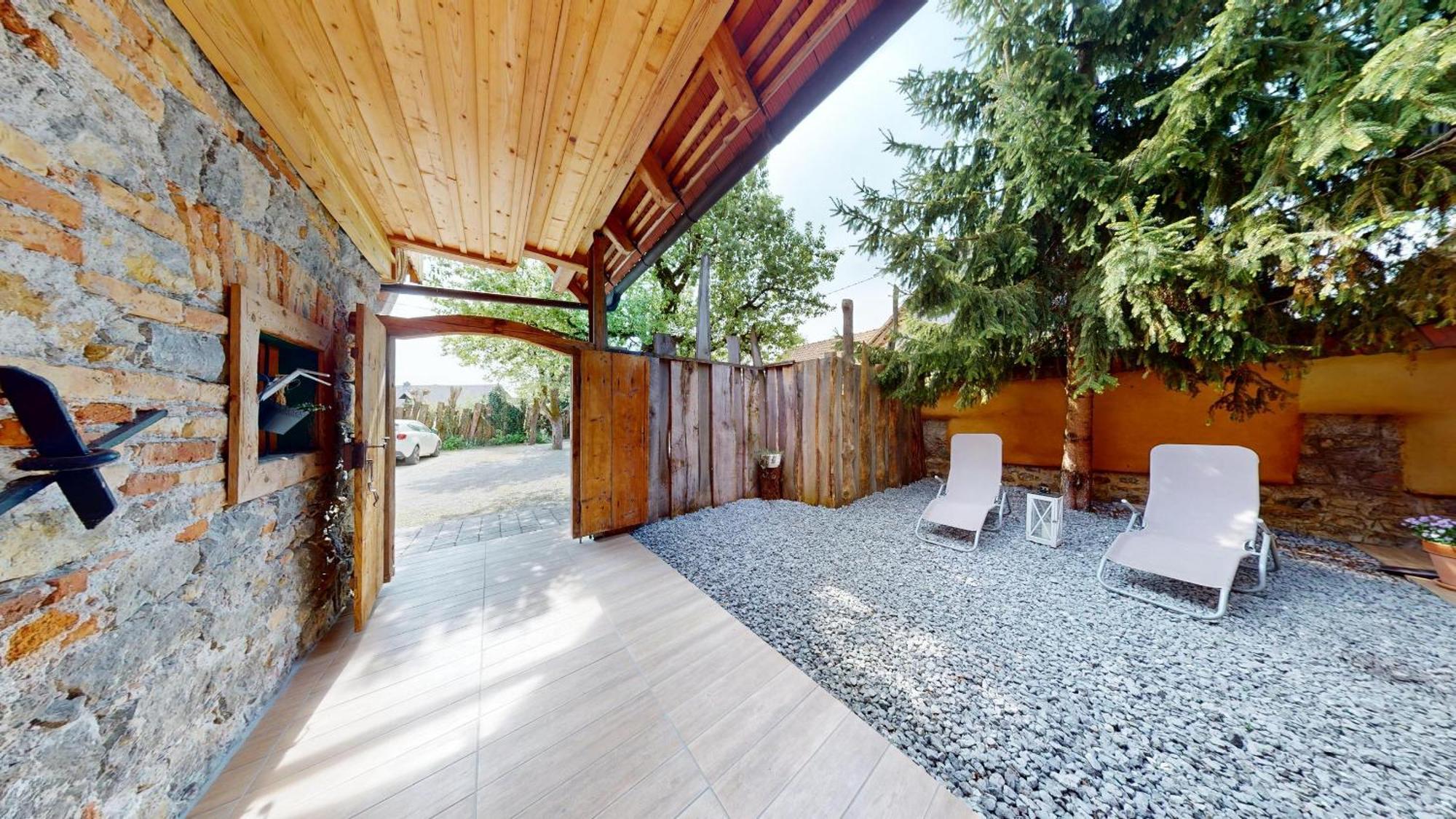 Resort Hisa Ida - Apartments With Hot Tub And Sauna Ivancna Gorica Стая снимка