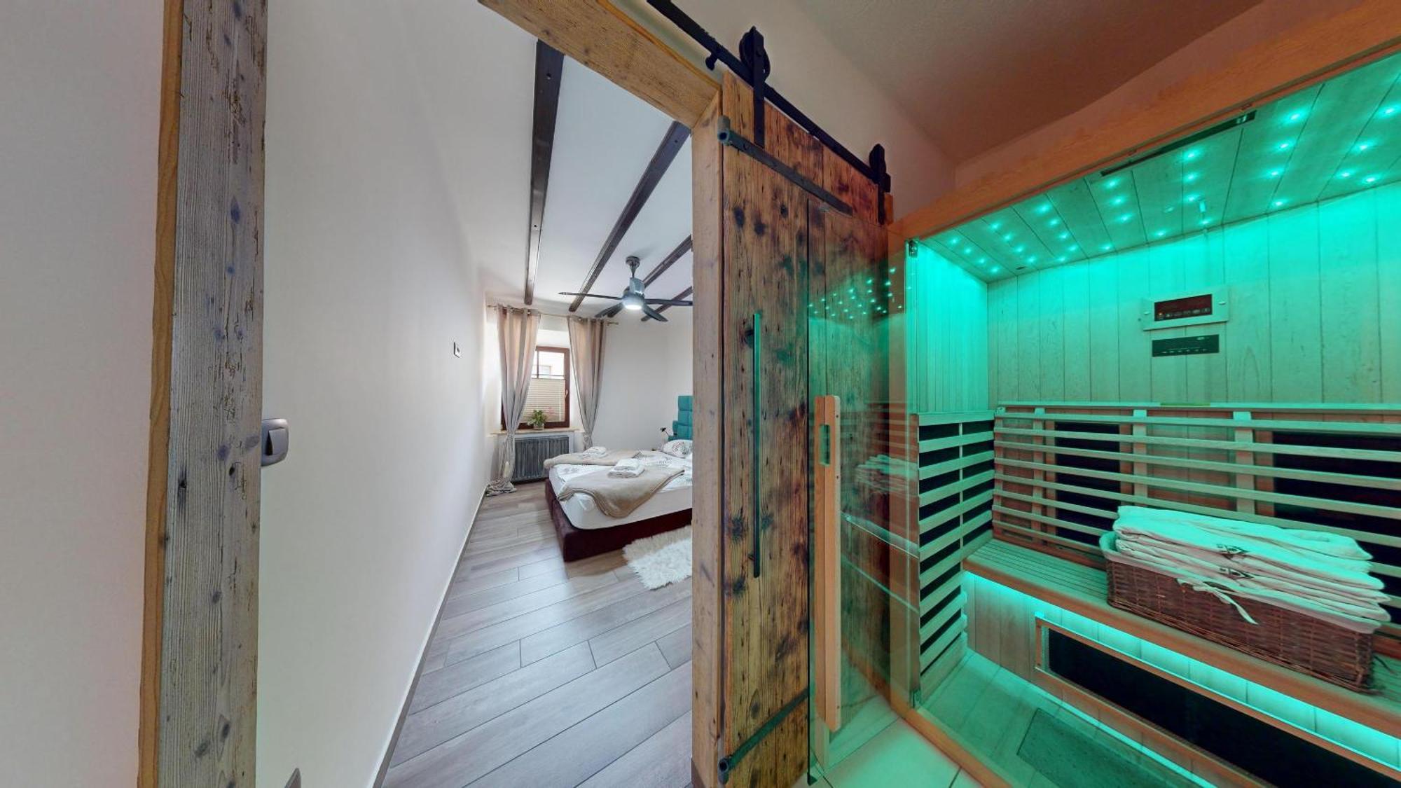 Resort Hisa Ida - Apartments With Hot Tub And Sauna Ivancna Gorica Стая снимка