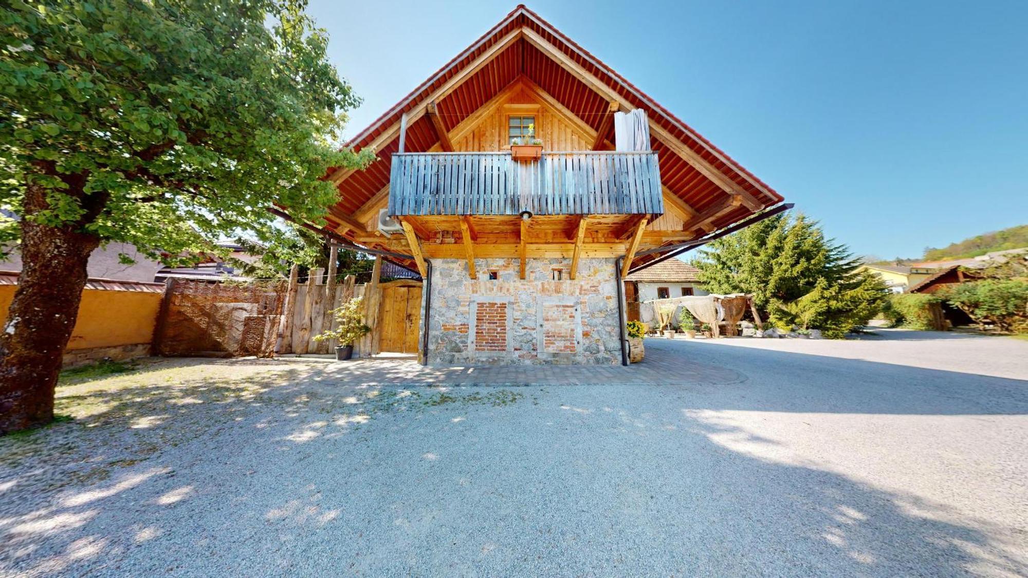 Resort Hisa Ida - Apartments With Hot Tub And Sauna Ivancna Gorica Екстериор снимка